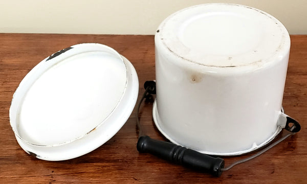 Vintage 5" Seamless Small White Enameled Berry Bucket w/ Lid and Bail Handle