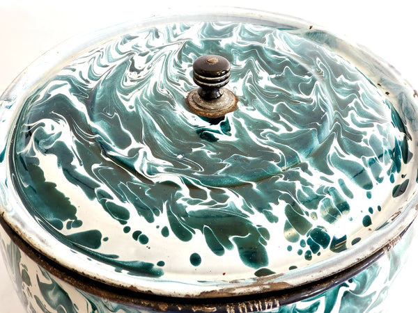 Rare Larger Antique Chrysolite Graniteware Kettle w/ Lid Teal & White Swirl c. Late 1800's