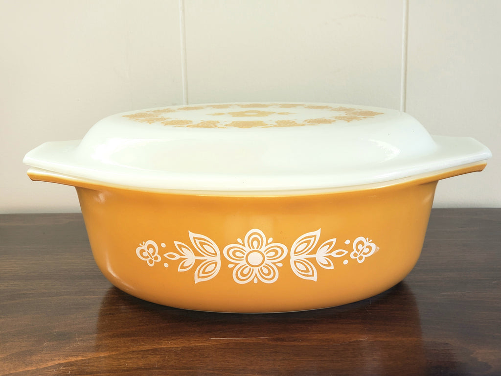 Pyrex Oval Glass Casserole and Stainless Stand As Is (1.5qt