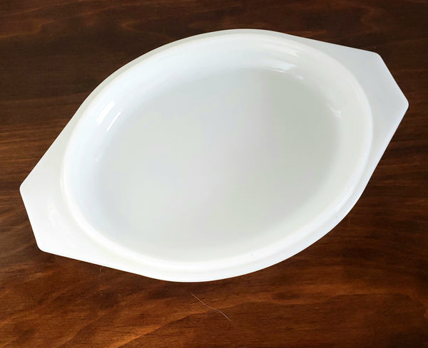Pyrex Butterfly Gold Oval 1.5 Qt Casserole with Lid 043 by Corning c. 1970's