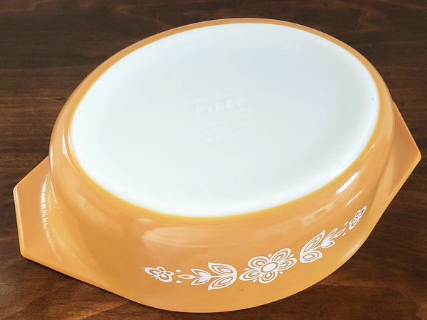 Pyrex Butterfly Gold Oval 1.5 Qt Casserole with Lid 043 by Corning c. 1970's