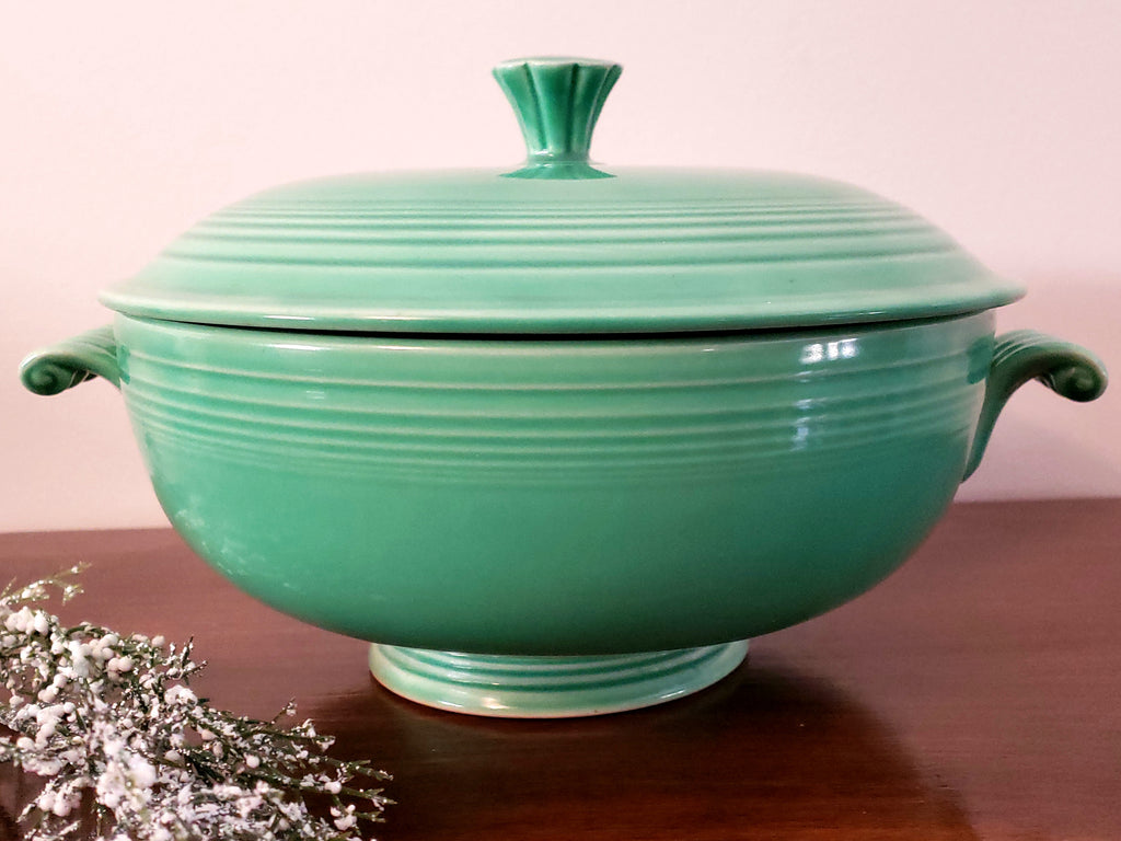 Vintage Fiesta Ceramic Original Light Green Covered Casserole w Lid by Homer Laughlin