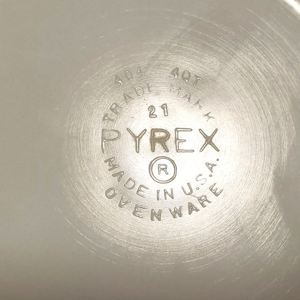 PYREX 10 1/2" Primary Yellow 4 Quart Mixing Bowl #404 c. 1950's