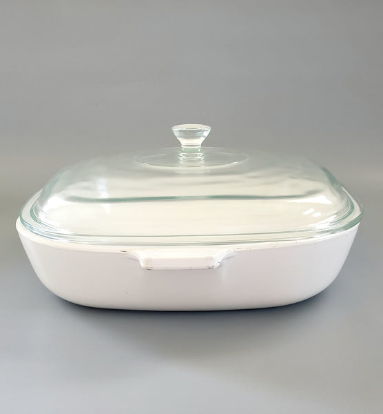 Corning Ware Casserole Dish with Glass Lid 10 inch BLUE CORNFLOWER c. 1966-1969