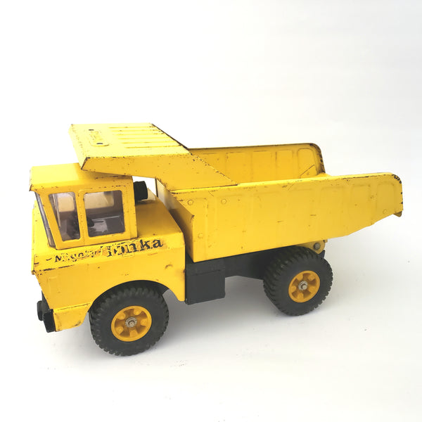 Mighty Tonka Dump Truck, No. 2900 Yellow Steel Body 14 Hole Tires c. 1965