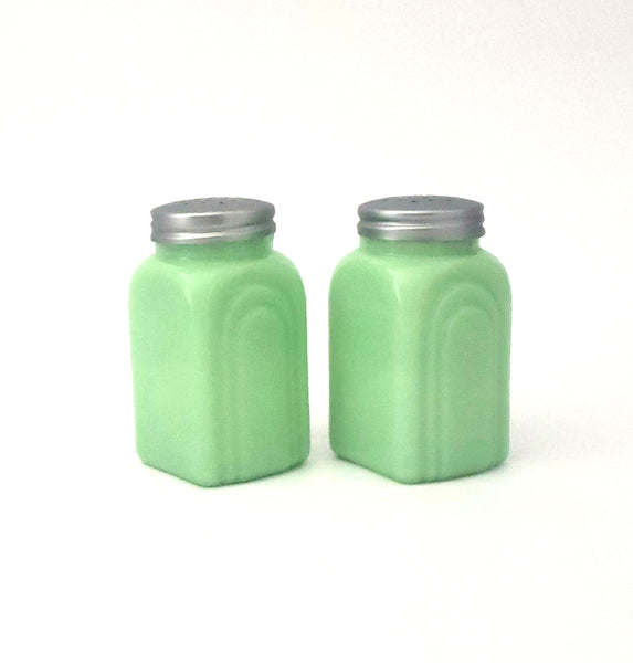 Jadeite Green Glass Salt and Pepper Shaker Tulip Pattern