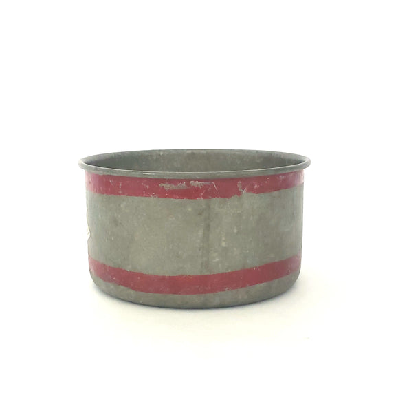 Antique Dry Measure NESCO 2 Quart Galvanized Metal Red Bands Original Label