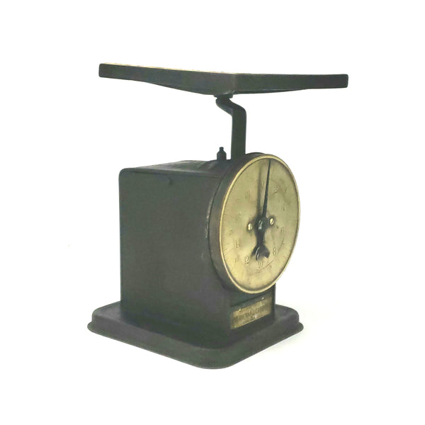 Antique Kitchen Scale with Original Brass Plaque by American Cutlery Co. Chicago, IL