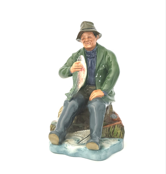 Royal Doulton Figurine Fisherman "A Good Catch" HN2258 1965 England