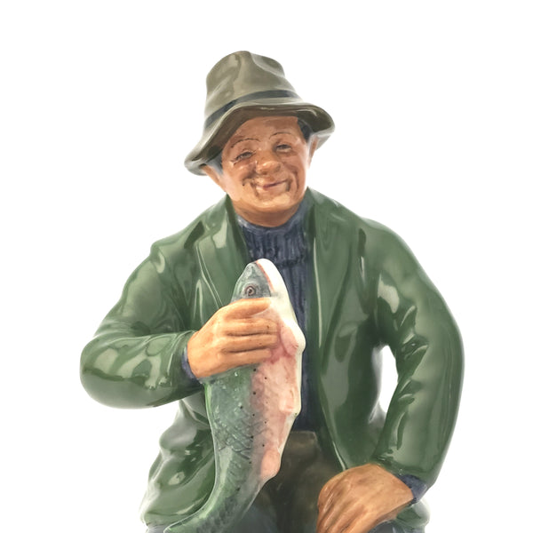 Royal Doulton Figurine Fisherman "A Good Catch" HN2258 1965 England