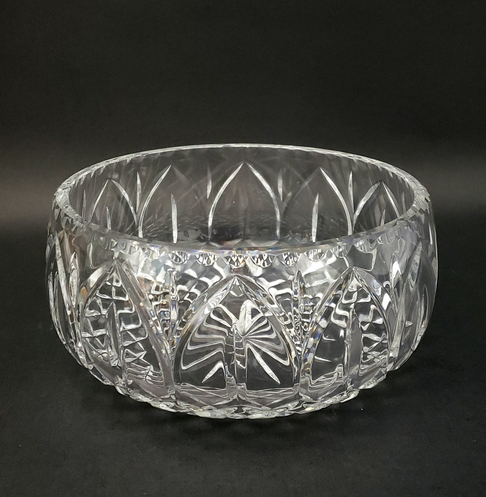 Elegant Clear Hand Cut Lead Crystal Bowl Intricate Cut Designs