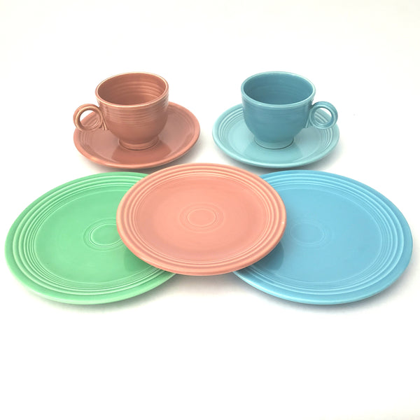 Vintage Genuine Fiesta 7 pc Collection Tea Cups, Saucers Plates by Homer Laughlin U.S.A.