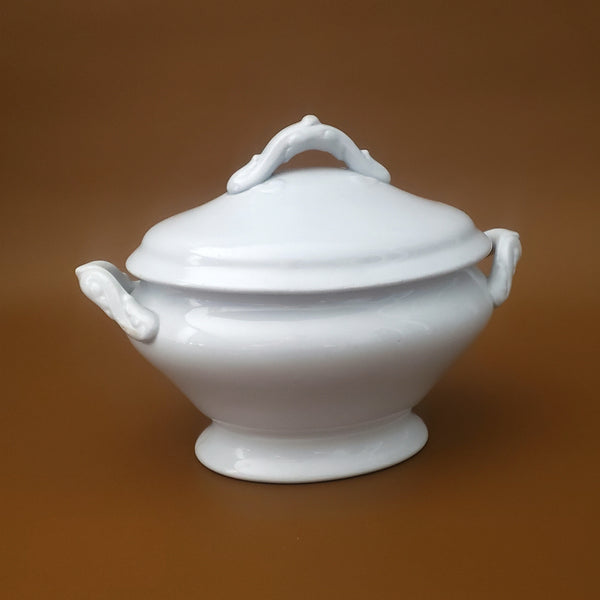 Antique White English Ironstone Gravy Tureen Meakin Brothers 19th Century