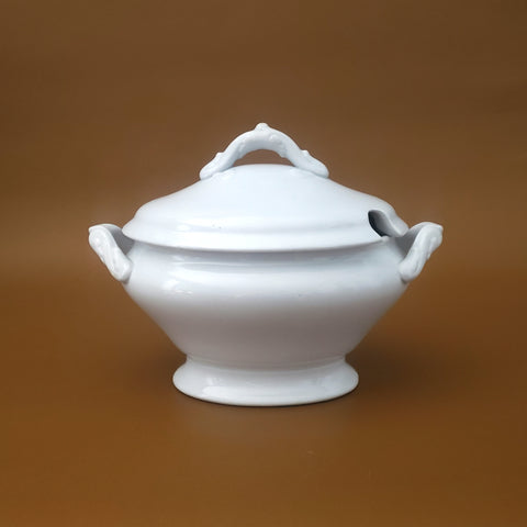 Antique White English Ironstone Gravy Tureen Meakin Brothers 19th Century