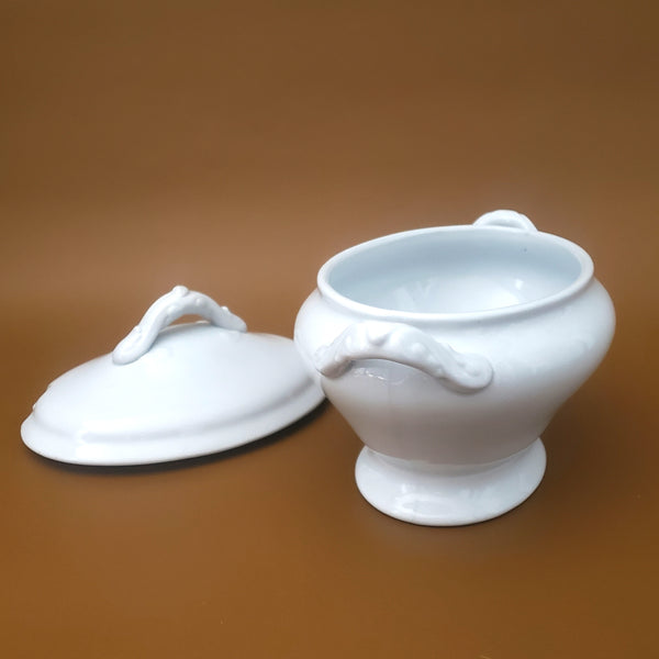 Antique White English Ironstone Gravy Tureen Meakin Brothers 19th Century