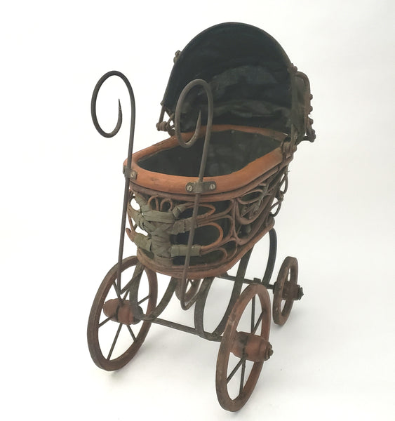 Vintage Victorian Style Wicker Rattan and Iron Baby Doll Carriage Turn Spindle Handle