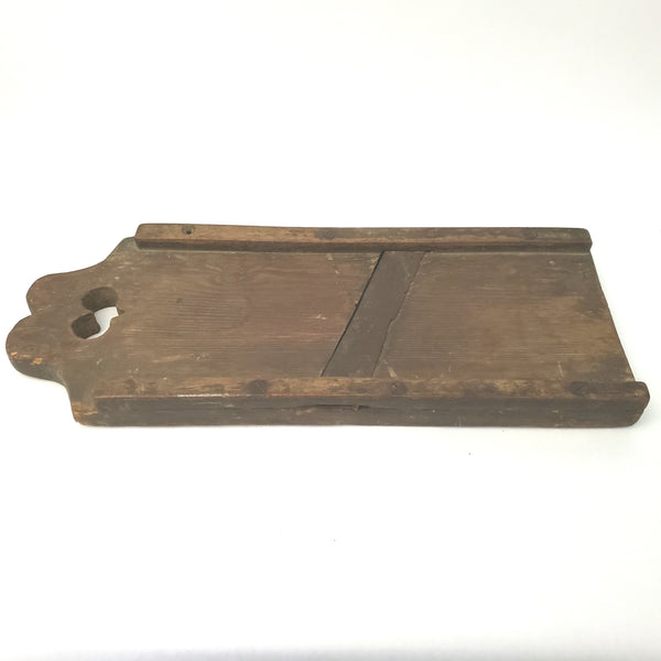 19th Century Pennsylvania Dutch Primitive Wooden Slaw Board Carved Heart Cut Out